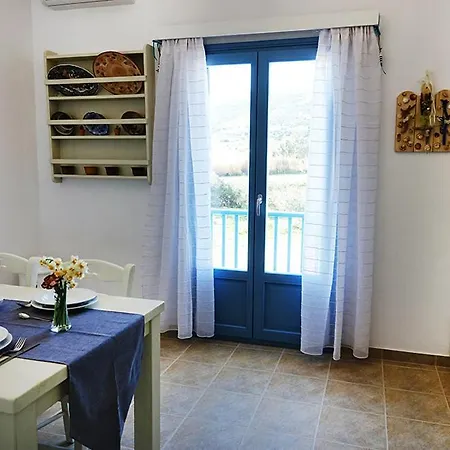 Flora Apartment