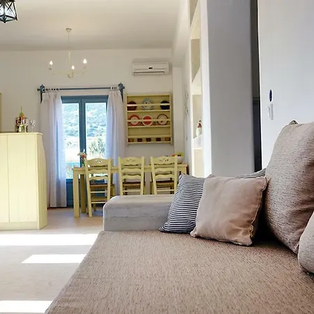 Flora Apartman Driósz