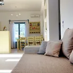 Flora Apartmán Drios