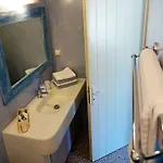 Flora Apartmán