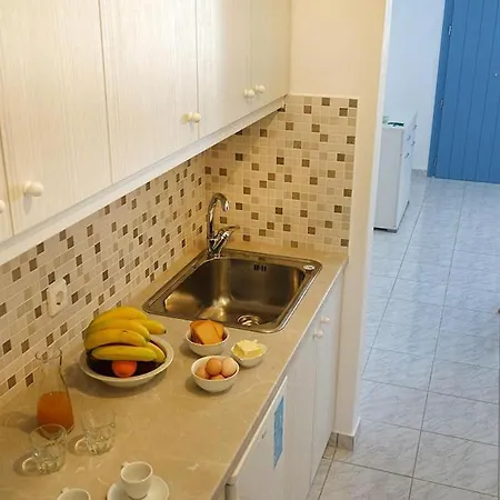 Flora Apartment Drios