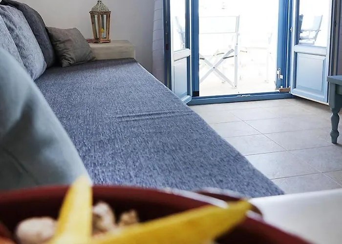 Flora Apartment Drios